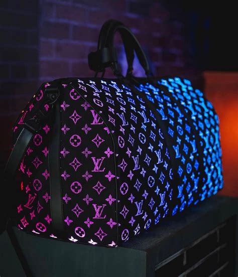 light up louis vuitton bag